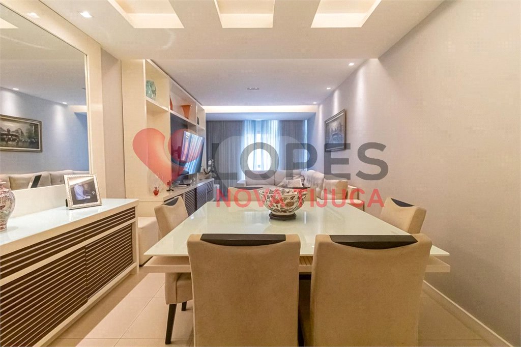 Apartamento à venda com 3 quartos, sendo 1 suíte, em Copacabana, Rio de Janeiro, RJ