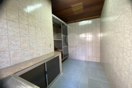 Casa Térrea para alugar com 3 quartos, sendo 1 suíte, em Jardim Alvinópolis, Atibaia, SP