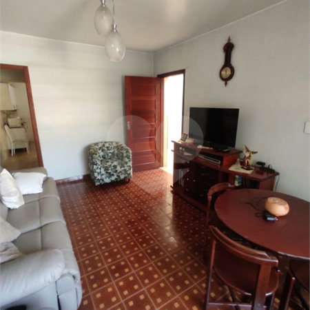 Casa à venda com 3 quartos, sendo 1 suíte,  em Vila Rosália, Guarulhos, SP