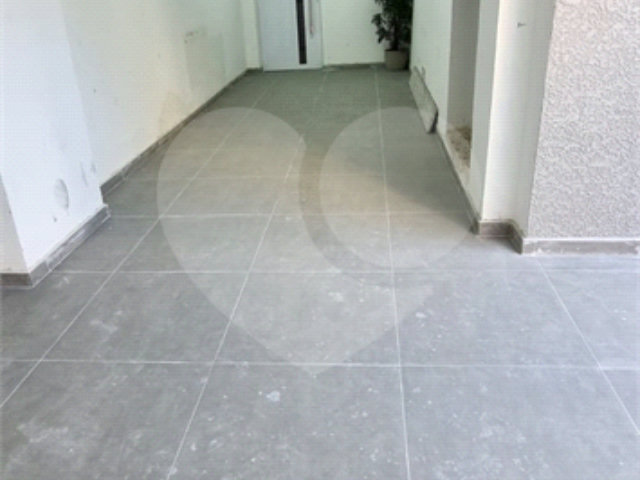 Sobrado à venda com 3 quartos, sendo 2 suítes,  em Santana, São Paulo, SP
