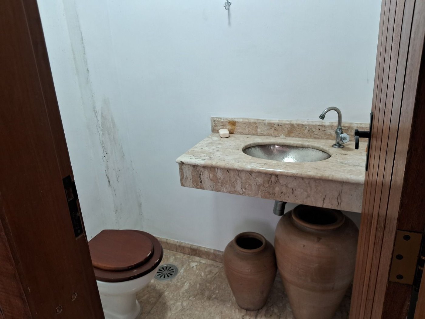 Apartamento com 3 dormitórios à venda, 180 m² por R$ 1.500.000,00 - Gonzaga - Santos/SP