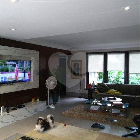 Casa à venda com 4 quartos, sendo 3 suítes, em Vila Tramontano, São Paulo, SP