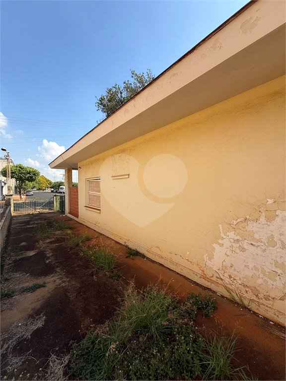 Casa à venda com 4 quartos em Vila Xavier (vila Xavier), Araraquara, SP