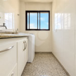 Apartamento de 184 m² em andar alto com 4 dormitórios e 3 vagas em Perdizes