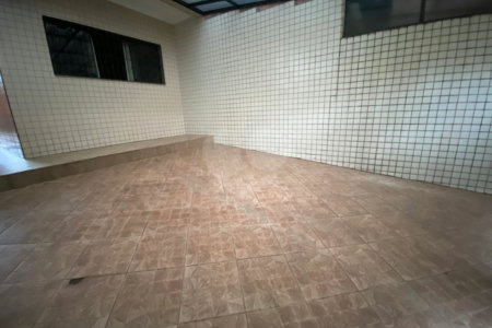 Casa à venda com 3 quartos, sendo 1 suíte, em Vila Valença, São Vicente, SP