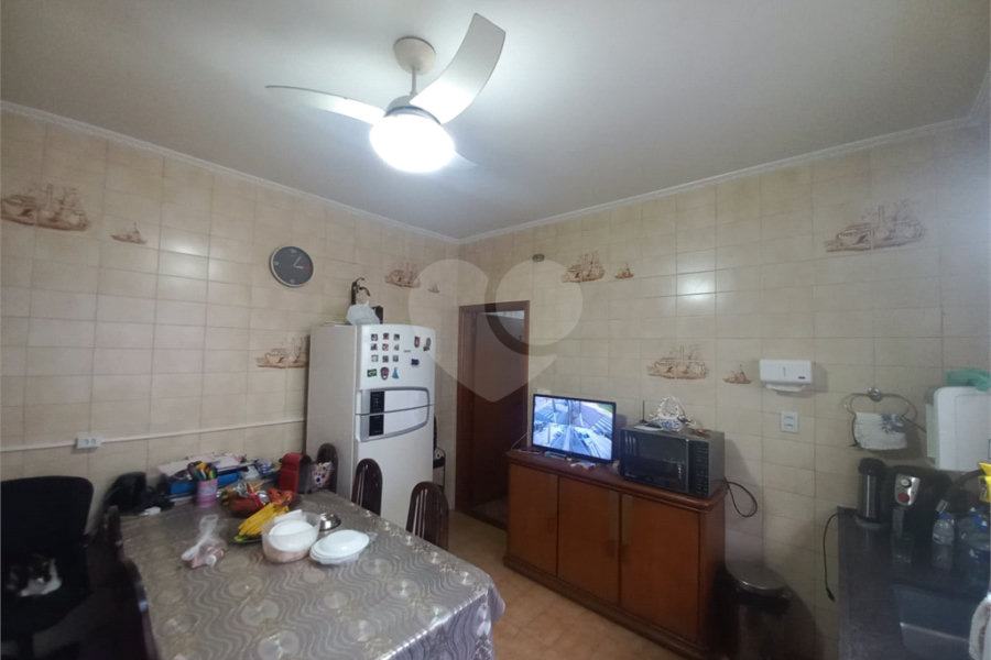 Sobrado à venda com 3 quartos em Vila Paiva, São Paulo, SP