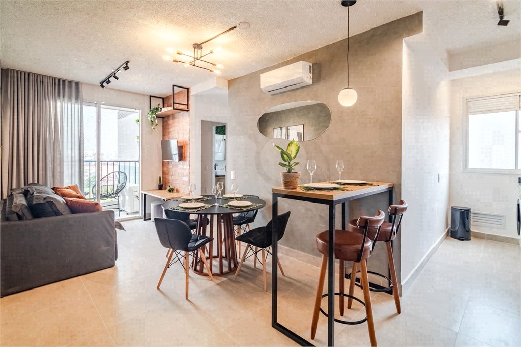 Apartamento à venda com 2 quartos, sendo 1 suíte, em Liberdade, São Paulo, SP