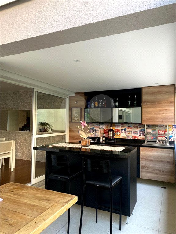 Apartamento à venda com 4 suítes em Vila Suzana, São Paulo, SP