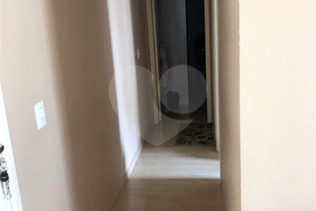 Apartamento à venda com 2 quartos em Conjunto Residencial Irai, Suzano, SP