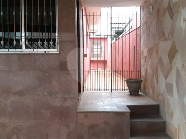 Casa à venda com 3 quartos, sendo 1 suíte,  em Parque Vitória, São Paulo, SP