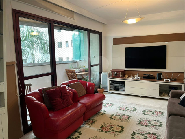 Apartamento à venda com 3 quartos, sendo 1 suíte,  em Santana, São Paulo, SP