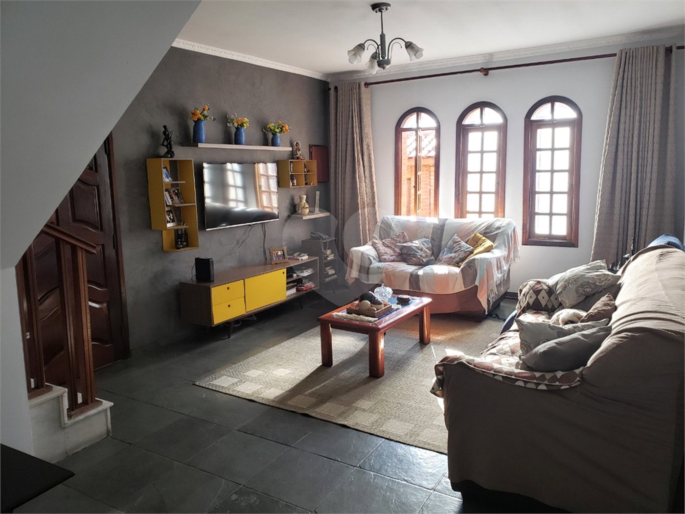 Sobrado à venda com 3 quartos, sendo 1 suíte,  em Vila Gustavo, São Paulo, SP