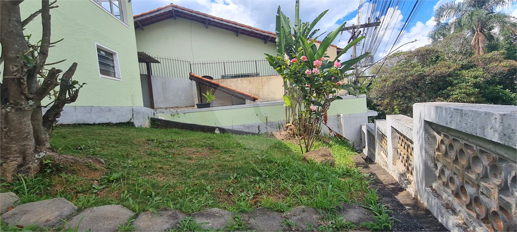 Casa à venda com 3 quartos no Centro, Mairiporã, SP