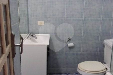 Sobrado à venda com 3 quartos em Moema, São Paulo, SP