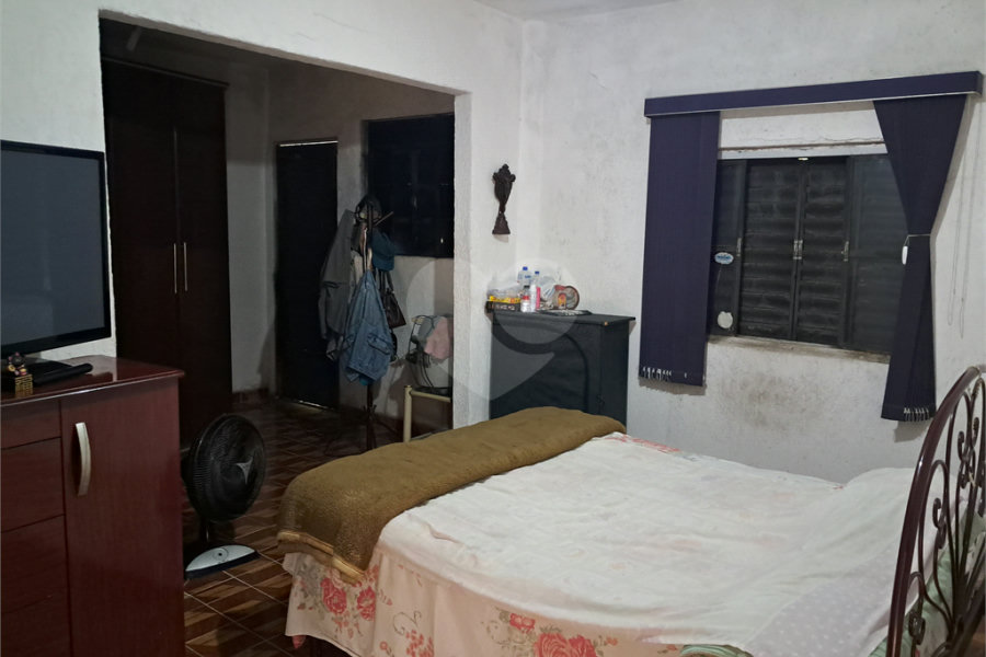 Casa Térrea à venda com 4 quartos em Parque Edu Chaves, São Paulo, SP