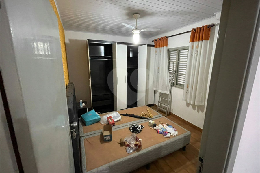 Casa Térrea à venda com 5 quartos em Vila Medeiros, São Paulo, SP