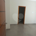 Casa à venda com 3 suítes no condomínio Reserva Real, Paulínia - SP