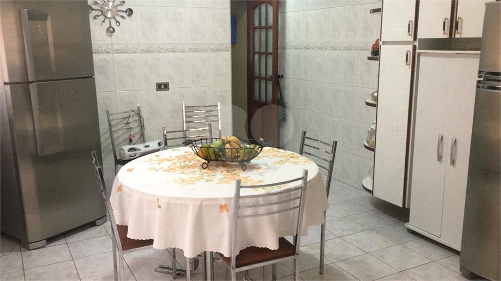 Sobrado à venda com 3 quartos, sendo 1 suíte, em Tremembé, São Paulo, SP