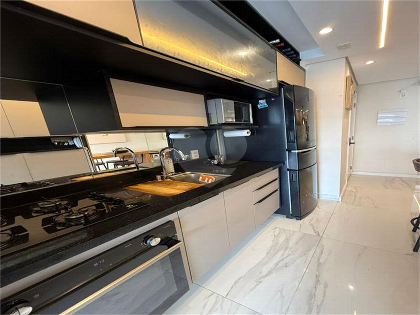 Apartamento à venda ou para alugar com 3 quartos, sendo 1 suíte, em Vila Andrade, São Paulo, SP