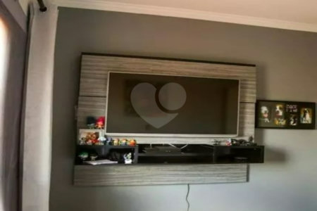 Casa com 120m² , 4 dormitórios , sendo 1 suíte , 3 vagas de garagem , à venda no Jabaquara.