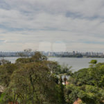 Casa à venda com 3 quartos, sendo 1 suíte, em Guarapiranga, São Paulo, SP