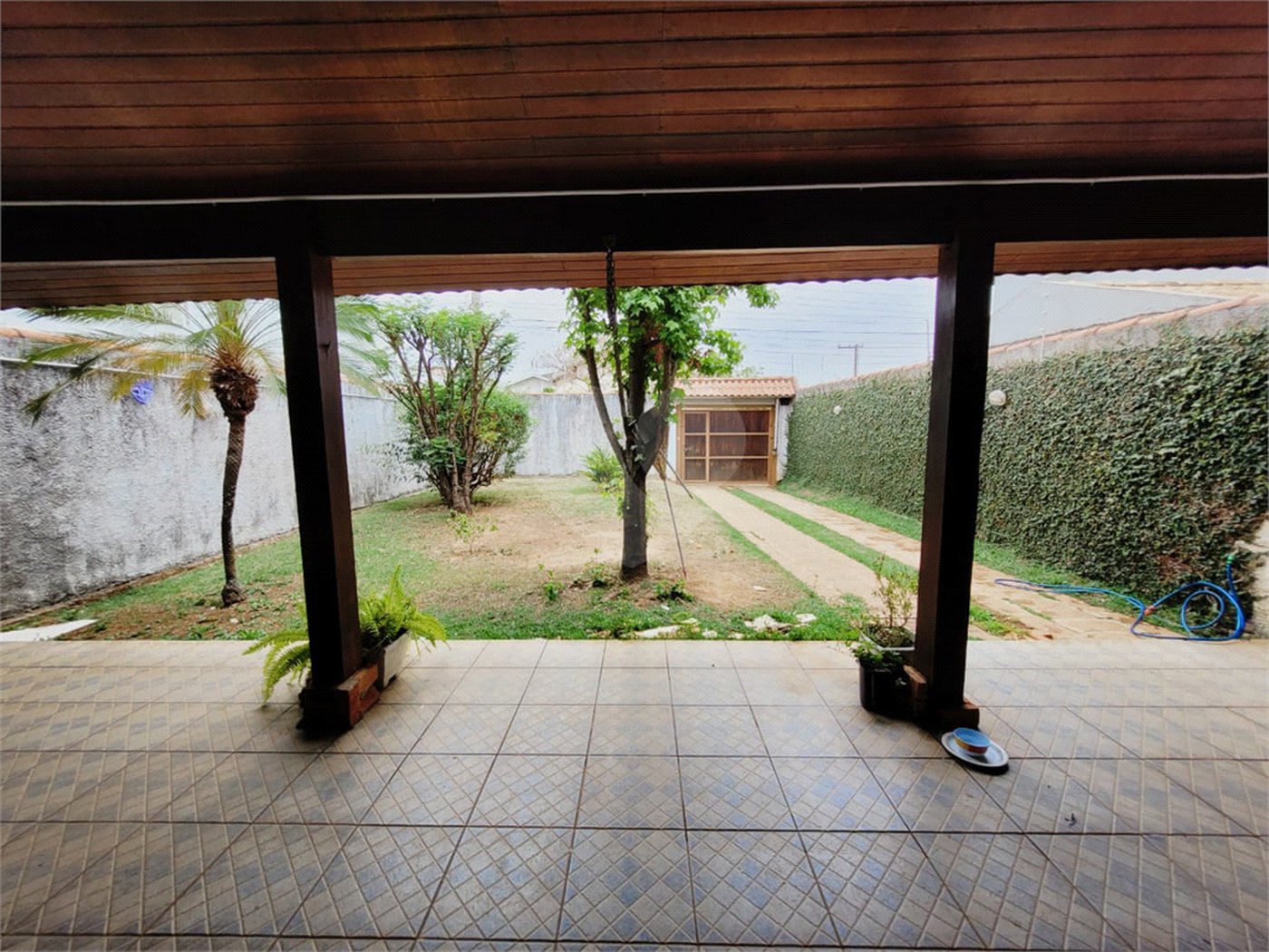 Sobrado à venda com 4 quartos, sendo 1 suíte, em Jardim Regina, Indaiatuba, SP