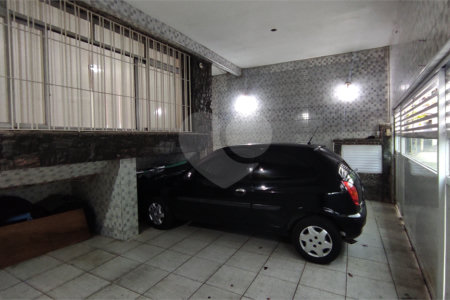 Sobrado à venda ou para alugar com 5 quartos, sendo 1 suíte, em Vila Parque Jabaquara, São Paulo, SP