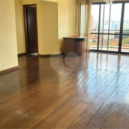 Apartamento à venda com 3 quartos, sendo 1 suíte,  no Centro, Sorocaba, SP