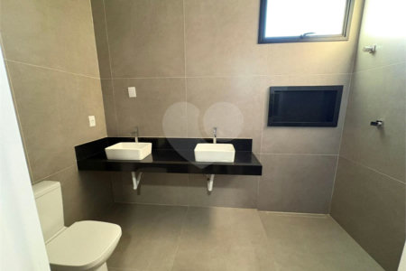 Casa à venda com 3 suítes em Residencial Tivoli, Araraquara, SP