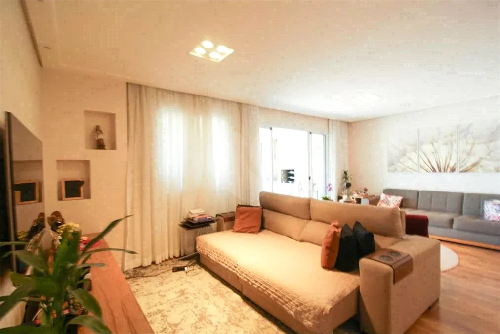 Apartamento à venda com 3 quartos, sendo 1 suíte,  em Santa Teresinha, São Paulo, SP