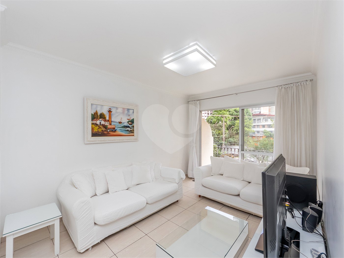 Apartamento à venda com 3 quartos, sendo 1 suíte,  em Vila Clementino, São Paulo, SP