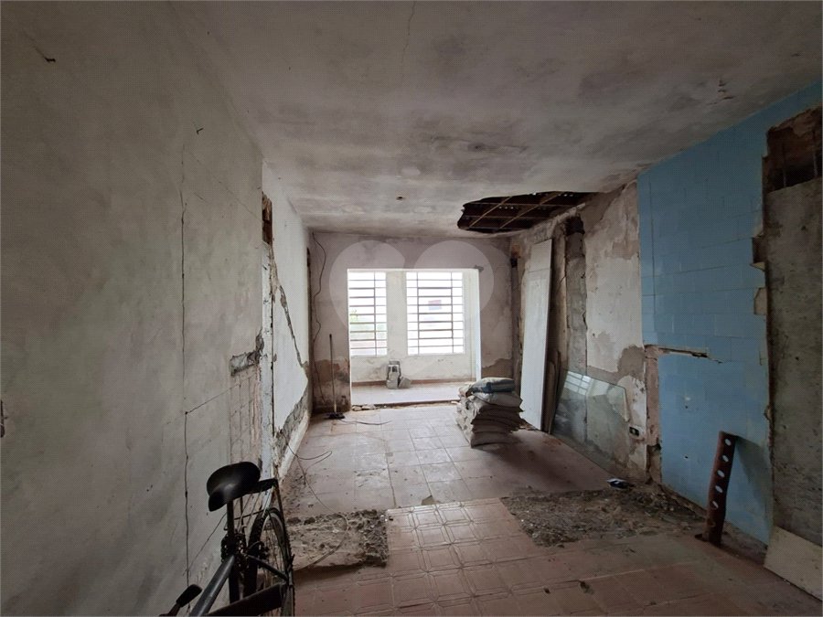 Casa à venda com 2 quartos, sendo 1 suíte, em Vila Galvão, Guarulhos, SP