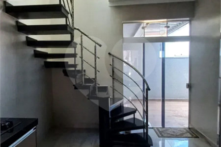 Casa à venda com 3 quartos, sendo 1 suíte, no condomínio Horto Florestal Villagio, Sorocaba - SP