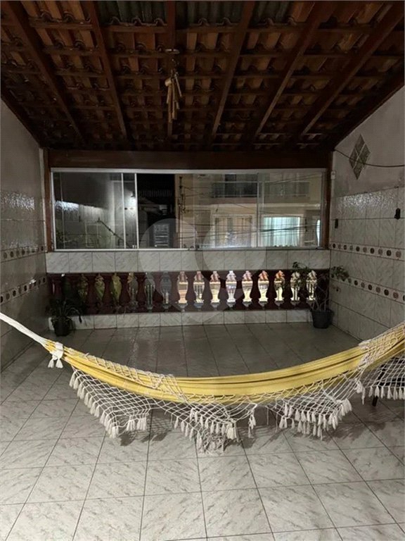 Sobrado à venda com 3 quartos, sendo 1 suíte, em Parque Edu Chaves, São Paulo, SP