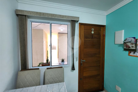 Casa à venda com 2 quartos no condomínio Irmã Filomena, São Paulo - SP