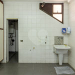 Casa à venda com 4 quartos, sendo 3 suítes,  no condomínio Vila das Flores, São Paulo - SP