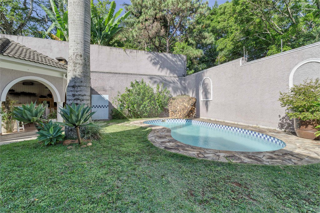 Casa à venda com 4 suítes em Interlagos, São Paulo, SP