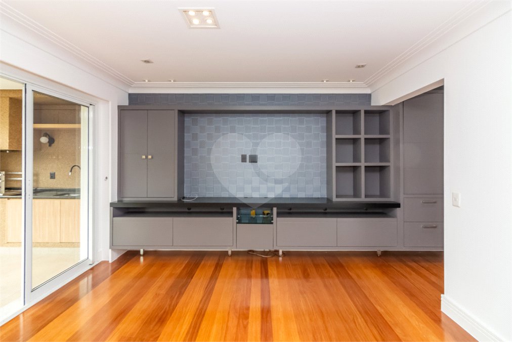 Apartamento à venda com 3 suítes em Alto da Boa Vista, São Paulo, SP