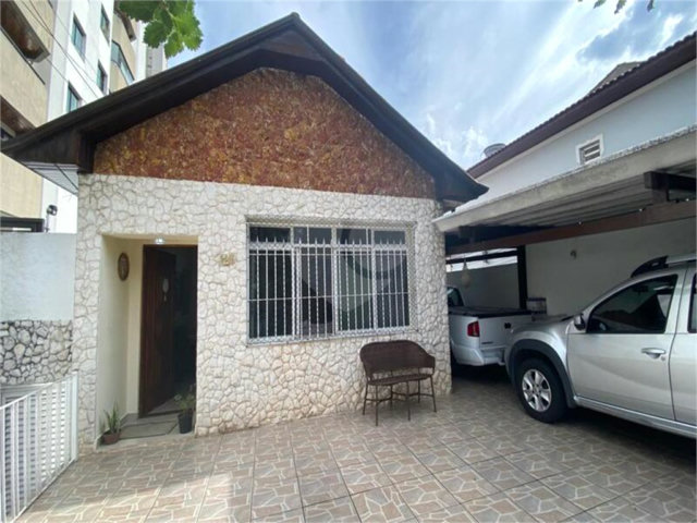 Casa Térrea à venda com 3 quartos, sendo 1 suíte,  em Santana, São Paulo, SP