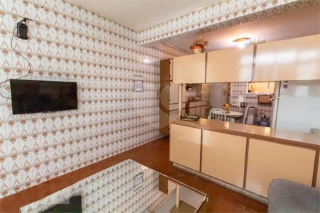 Casa à venda com 3 quartos, sendo 1 suíte,  em Cambuci, São Paulo, SP