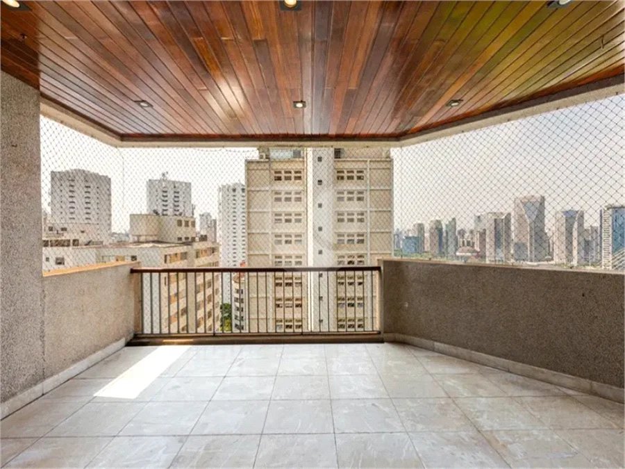 Apartamento à venda ou para alugar com 3 suítes em Real Parque, São Paulo, SP