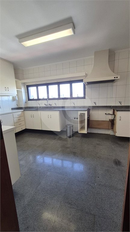Apartamento à venda ou para alugar com 3 quartos, sendo 2 suítes, em Vila Romana, São Paulo, SP