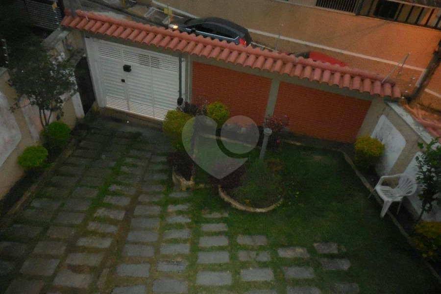 Casa à venda com 3 quartos, sendo 1 suíte, em Piraporinha, Diadema, SP