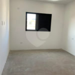 Casa à venda com 3 quartos, sendo 1 suíte, no condomínio Villa D'este, Cotia - SP