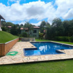 Casa à venda com 3 suítes no condomínio Granja Verediana, Ibiúna - SP