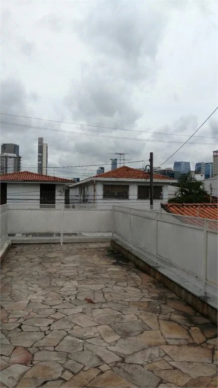 Sobrado à venda com 3 quartos, sendo 1 suíte, em Brooklin Paulista, São Paulo, SP