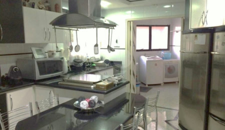 Apartamento à venda com 3 quartos, sendo 1 suíte,  em Bosque da Saúde, São Paulo, SP