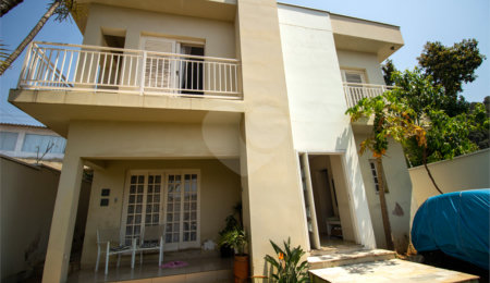 Casa à venda com 4 quartos, sendo 1 suíte,  em Santa Luzia, Alumínio, SP