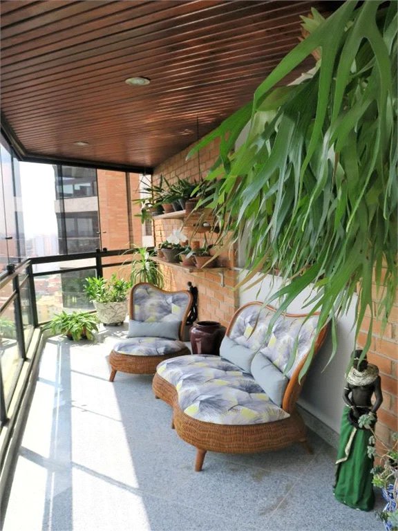 Apartamento à venda com 3 quartos, sendo 2 suítes, em Jardim Parque Morumbi, São Paulo, SP