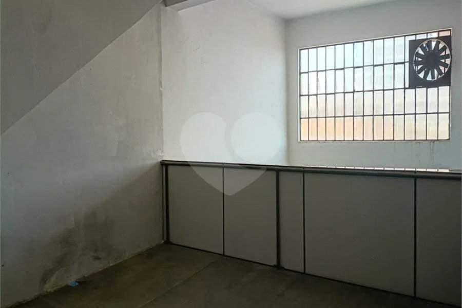 Prédio à venda em Imirim, São Paulo, SP